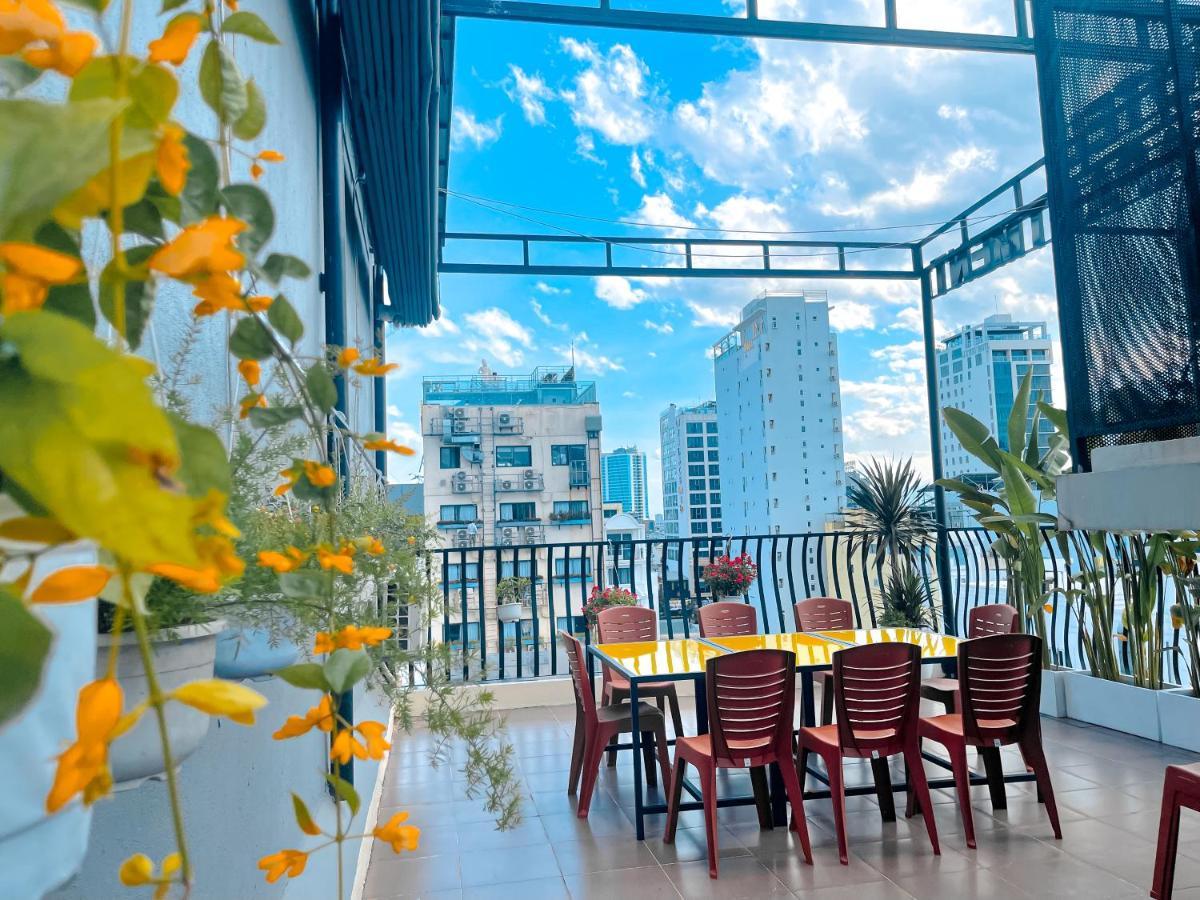 Hana Hotel & Apartment Da Nang Exteriör bild